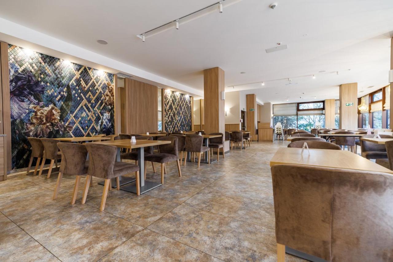 科沃布热格 Olymp IV酒店 外观 照片
